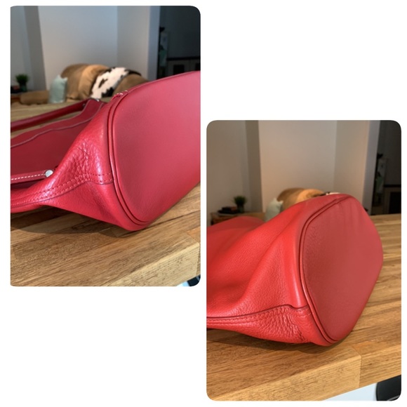 Authentic Longchamp  Large Genuine Leather Tote - Picture 9 of 14